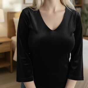 Vintage velvet black la senza v neck top.